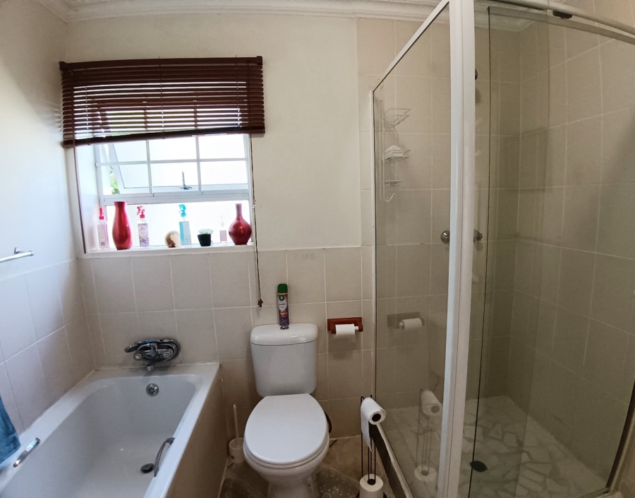 3 Bedroom Property for Sale in Fraaiuitsig Western Cape